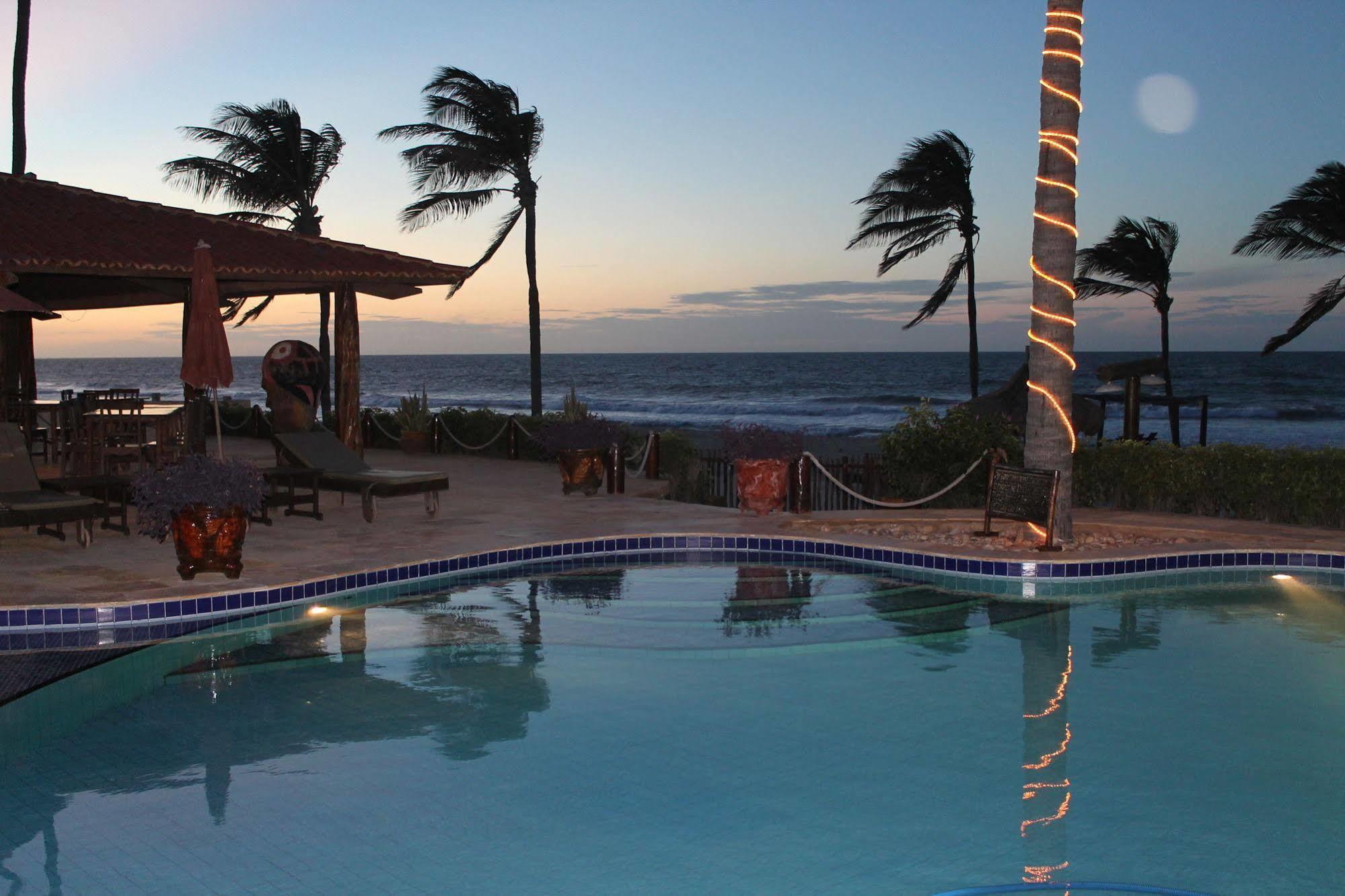 Hotel Rede Beach Трайри Экстерьер фото